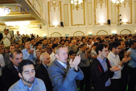نماز عید فطر در مرکز اسلامی انگلیس