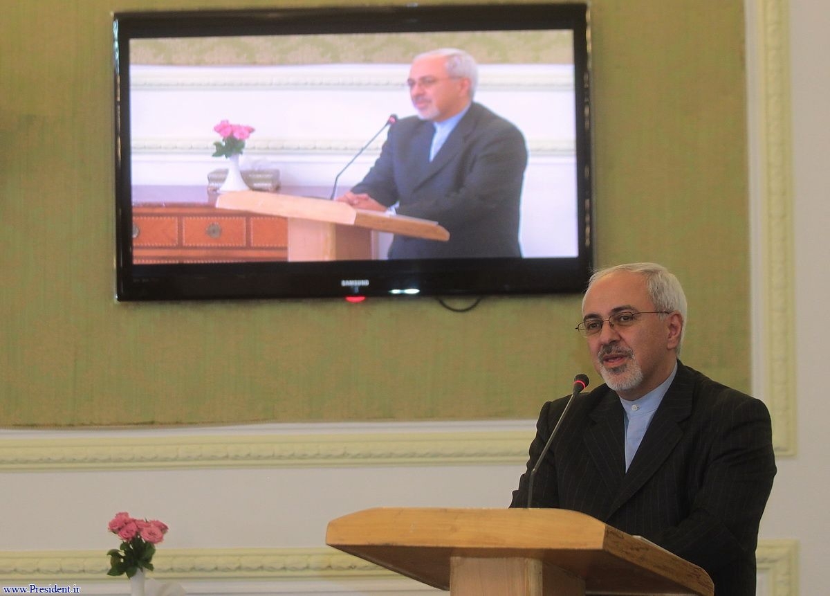 کلید خوردن دور جدید مذاکرات هسته ای ایران و 1+5 / حمایت کاربران خبرآنلاین از ابتکار عمل های ظریف