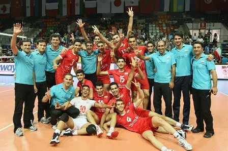 دومین پیروزی تیم ملی والیبال این بار برابر اندونزی/ولاسکو:از حرف های نادی خیلی ناراحتم 