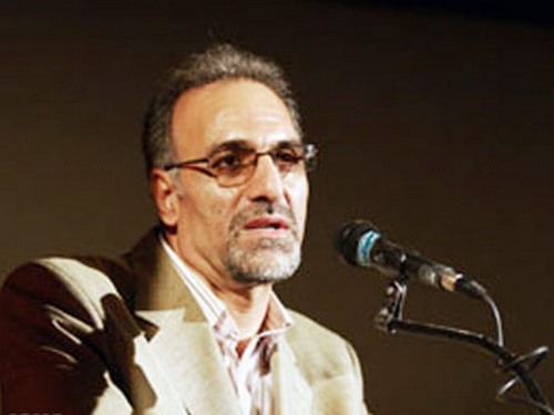 فریدون عموزاده خلیلی: پیشینه‌ مطبوعاتی و اعتماد عمومی به حسین انتظامی انتصاب او را امیدبخش کرده است