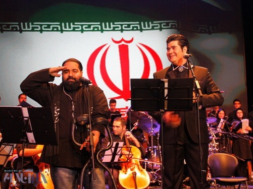 سلام نظامی رضا صادقی / مشکی‌پوش شدن سالار عقیلی / گزارش تصویری کنسرت «عشق من، ایران»