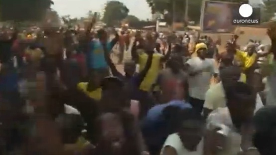 شادی مخالفان از استعفای رئیس جمهور و نخست وزیر آفریقای مرکزی