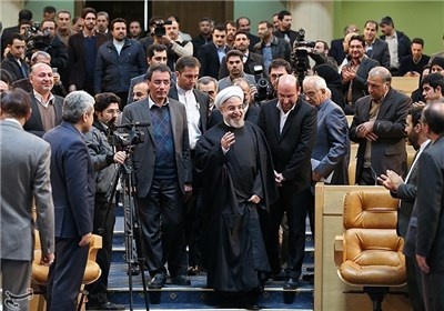 روحانی در جشنواره رازی: پزشک باید آنقدر شهامت داشته باشد که برای خوشایند بیمار صفحه نسخه را پر نکند