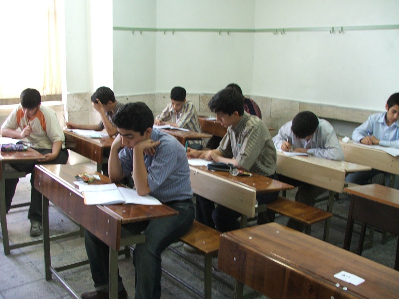 پنجشنبه‌های بی‌کیف و کتاب/ پرونده