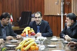 جلسه وزیر بهداشت در اهواز برای کاهش آلودگی هوا/صنایع آلاینده منتقل می شوند