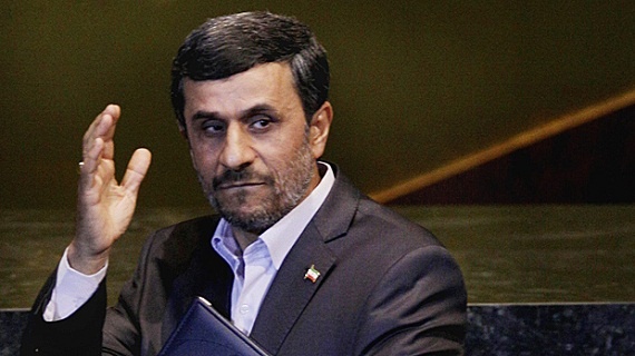 بازار داغ شایعات در سایه سکوت رئیس جمهور سابق/ احمدی نژاد از ما نیست
