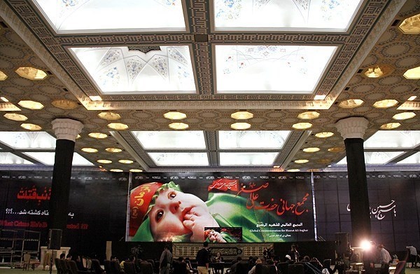 میزبانی شیرخوارگان حسینی در 2500 منطقه/ با نام حضرت علی اصغر کربلا را جهانی می کنیم