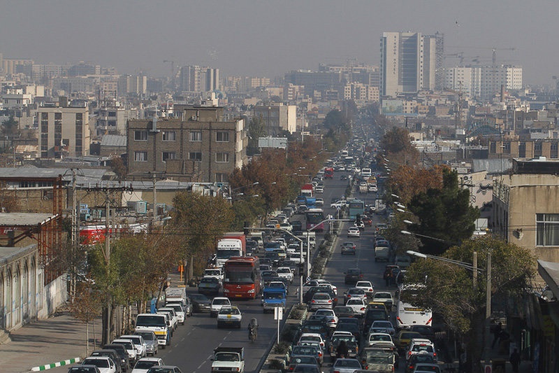 هوای تهران، ناسالم/ گروه های حساس کمتر تردد کنند