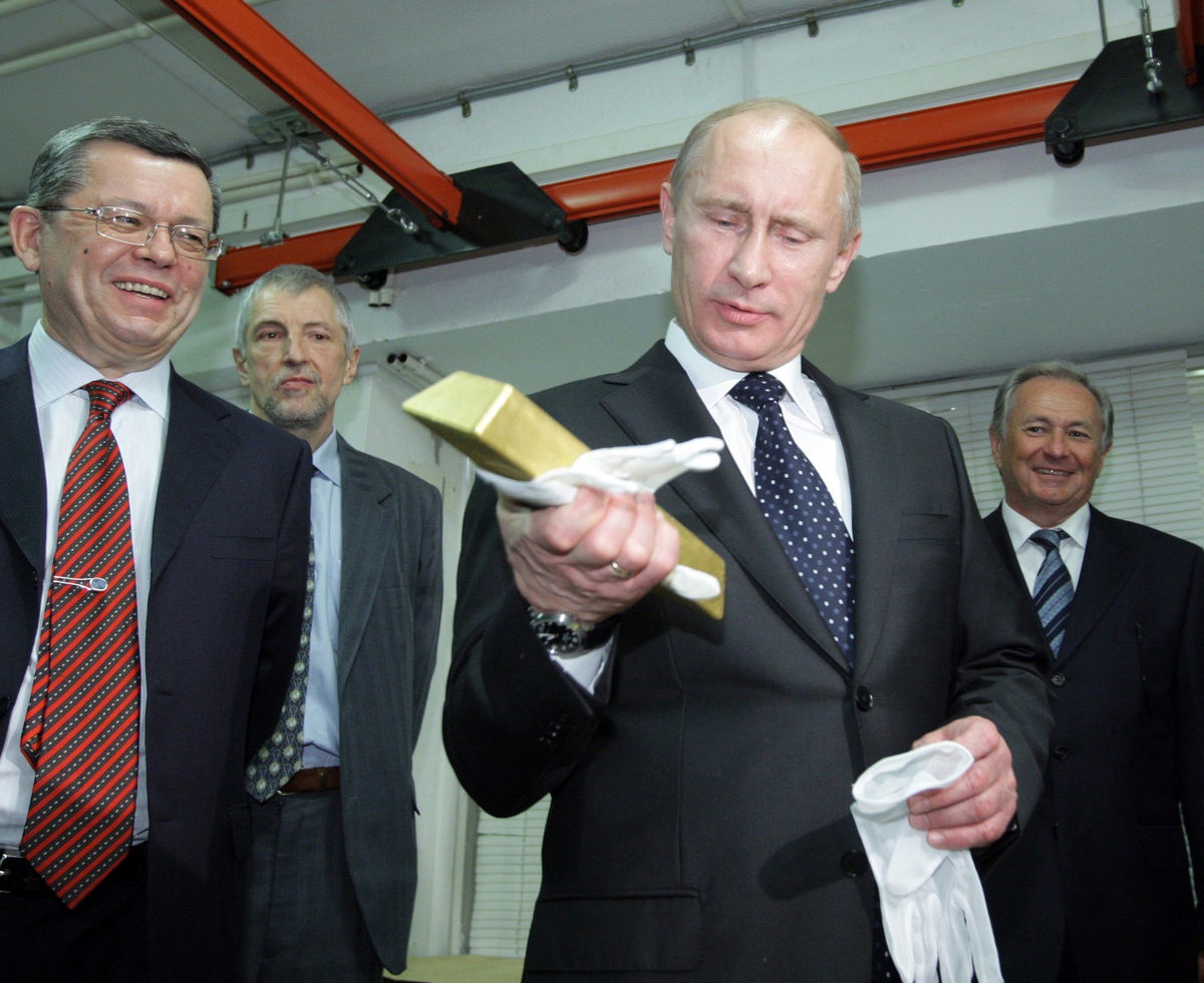 روسیه به فروش طلا روی آورده است