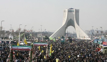 سی و ششمین بهار آزادی با راهپیمایی مردم سراسر ایران آغاز شد