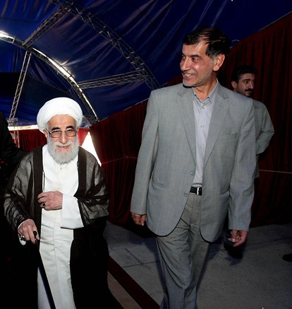 انتقاد آیت الله جنتی و باهنر از دولت 