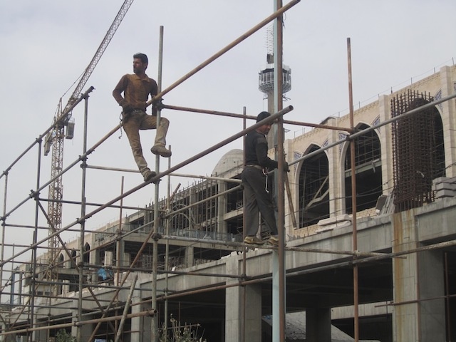 آماده‌سازی نمایشگاه کتاب تهران به روایت تصویر