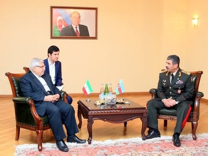 وزیر دفاع آذربایجان از مهمان نوازی ایرانیان تشکر کرد