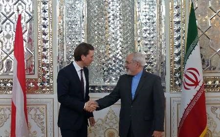 ظریف تاکید کرد: موشک های دفاعی ایران هیچگاه موضوع مذاکرات با 1+5 نبوده و نخواهد بود