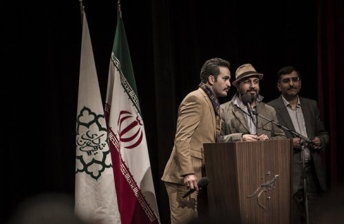 کل‌کل‌های فوتبالی هنرمندان در یک مراسم / میلیون‌ها تومان برای جوان محکوم به اعدام جمع‌ شد 