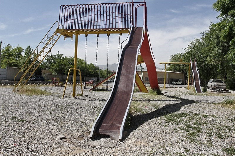 وسایل بازی کودکان در پارک ها خطرناک نیست؟