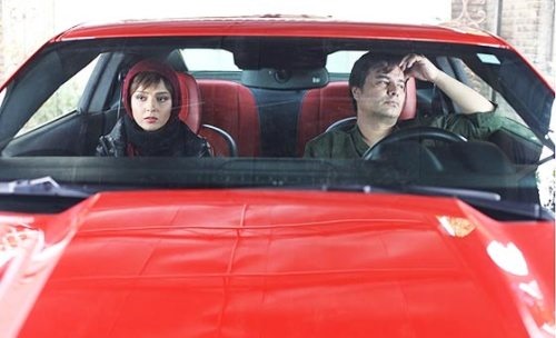 «زندگی مشترک آقای محمودی و بانو» 125 میلیون تومان فروخت / سینما به استقبال جام جهانی می‌رود