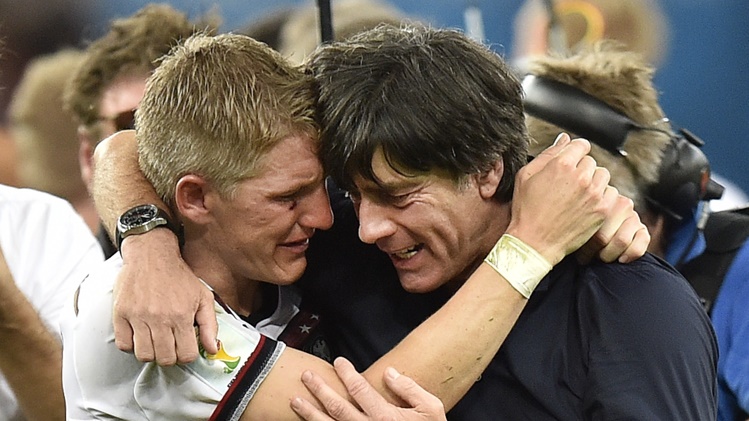 اشک‌های شوآینی پس از قهرمانی در جهان/ آلمانی‌ها هم گریه می‌کنند؟