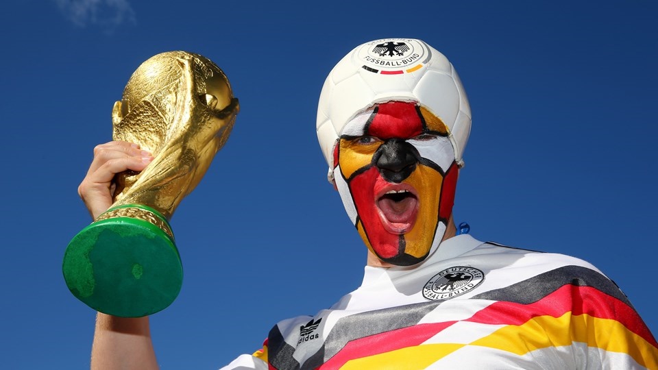 جام جهانی بالاخره ازقاره آمریکا خارج شد/یواخیم لوو با پسرانش افسون را باطل کرد