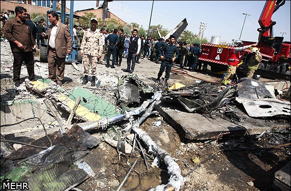 عامل سقوط هواپیمای ایران140 هرچه بود، تحریم نبود