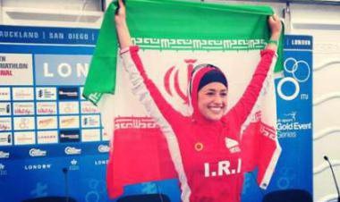 ورزشکار زن ایرانی در انتظار مجوز لباس برای شرکت درمسابقات سه گانه