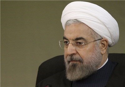 واکنش روحانی به اولین استیضاح کابینه یازدهم / رئیس جمهور: باید به مجلس می رفتم