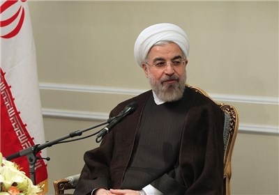 روحانی: اینکه تجهیز‌کنندگان تروریسم به دنبال مبارزه با آنها افتاده‌اند،طنز است