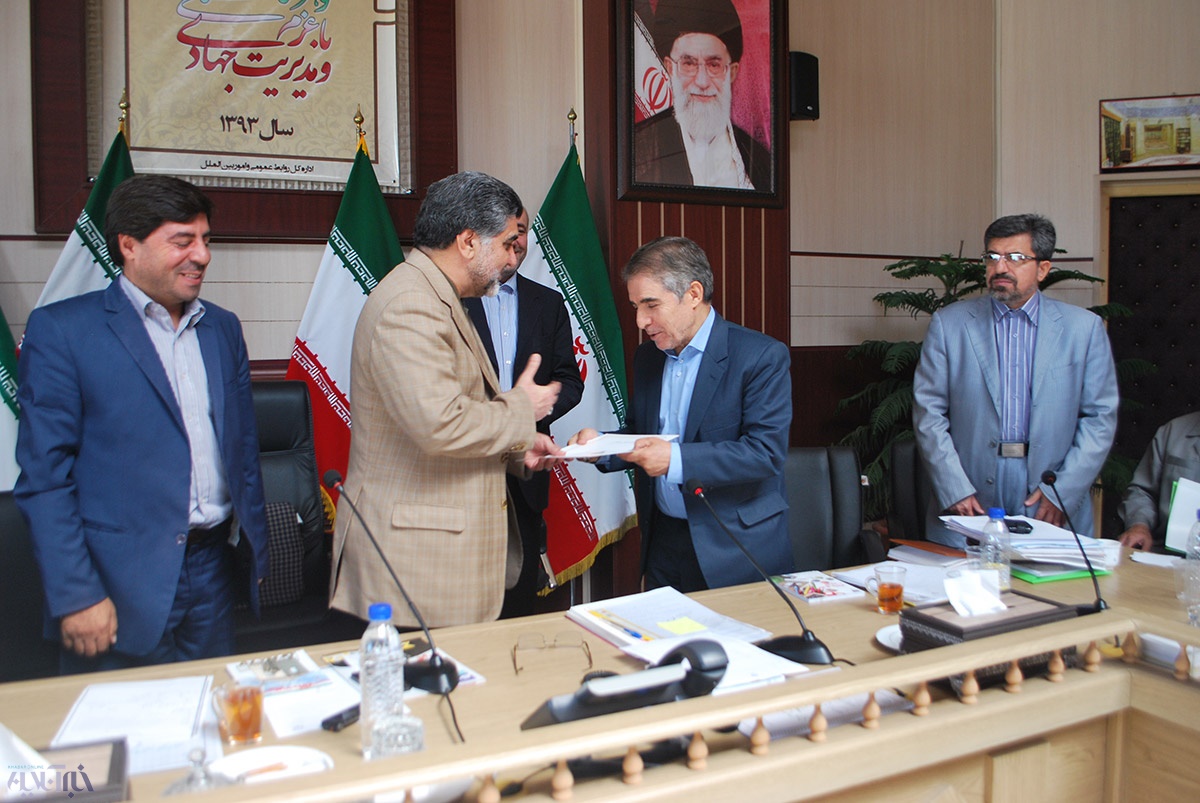گلزاری: مشکل جوانان فقط اعتیاد و بیکاری نیست/ هاشمی: نگاه امنیتی به جوانان نباید وجود داشته باشد