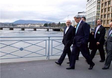 سئوال 21 نماینده از ظریف: چرا با وزیر خارجه آمریکا پیاده روی کردی؟