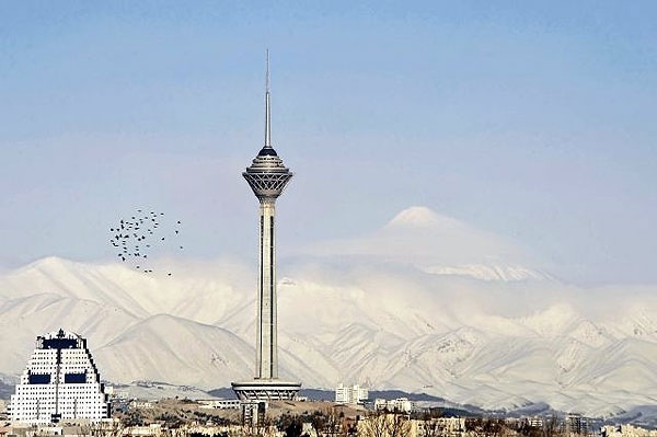 جشنواره هفت سین نوروزی در برج میلاد/ کودکان با عمو نوروز و ننه سرما آشنا می شوند