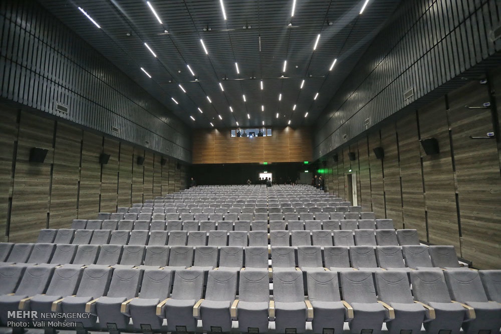 افتتاح پردیس سینمایی چارسو