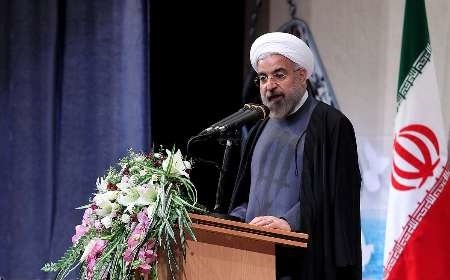 روحانی در کنفرانس وحدت اسلامی: باید مذاهب را از دوران دبستان به رسمیت بشناسیم
