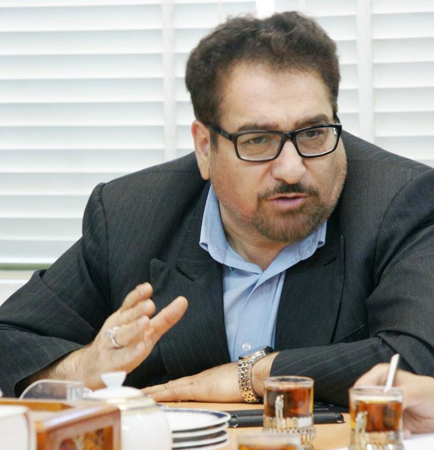 تابش: سازمان مدیریت یزد، در بین دستگاه های اجرایی تحرک بوجود بیاورد