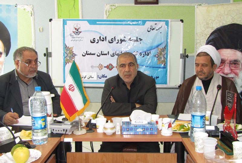 امر به معروف و نهی از منکر، از بروز وقایع ناخوشایند جلوگیری میکند امر به معروف و نهی از منکر، از بروز وقایع ناخوشایند جلوگیری میکند