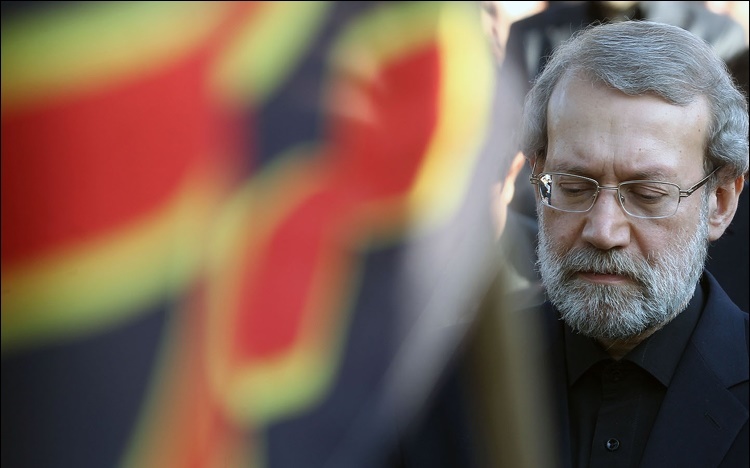 تصاویری از حضور لاریجانی در مراسم عزاداری مجلسی ها