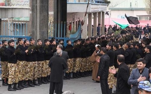 سیاه پوشی کلیه یگان های ارتش  در عزای امام حسین(ع)