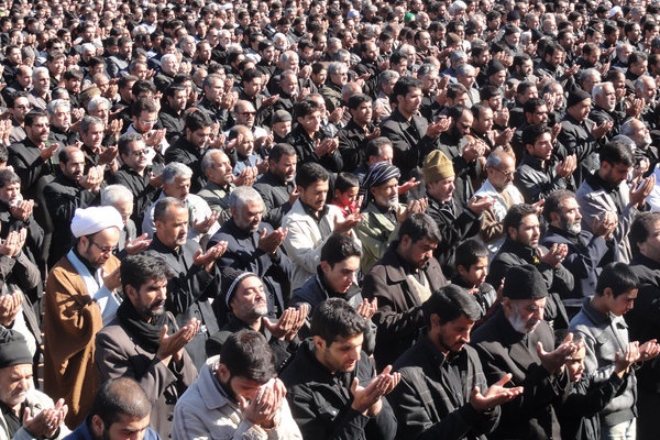نمازظهرعاشورادر لرستان برگزار شد