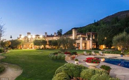 التون جان این خانه را 29 میلیون دلار زیرقیمت خرید