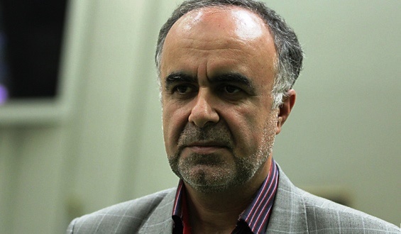 حسینی: وزیر راه با رای اعتماد مجدد به کارش ادامه می دهد
