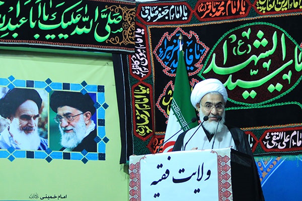 امام جمعه قزوین : ایران حرف اول را در منطقه می زند امام جمعه قزوین : ایران حرف اول را در منطقه می زند