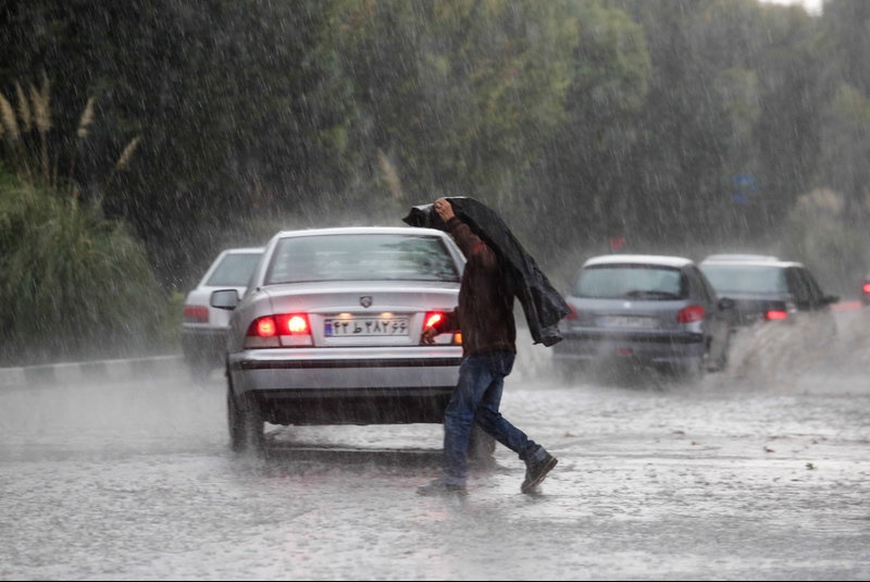 تشریح وضعیت آبگرفتگی معابر پایتخت پس از بارندگی/مناطق مرکزی تهران بیشتر دچار آبگرفتگی شدند