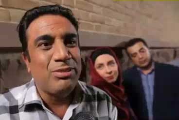 کنایه مهران مدیری به مردمی که بی دلیل اما با اشتیاق صف می‌کشند!