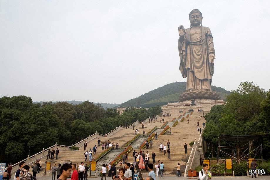 بلندترین مجسمه‌های دنیا را ببینید
