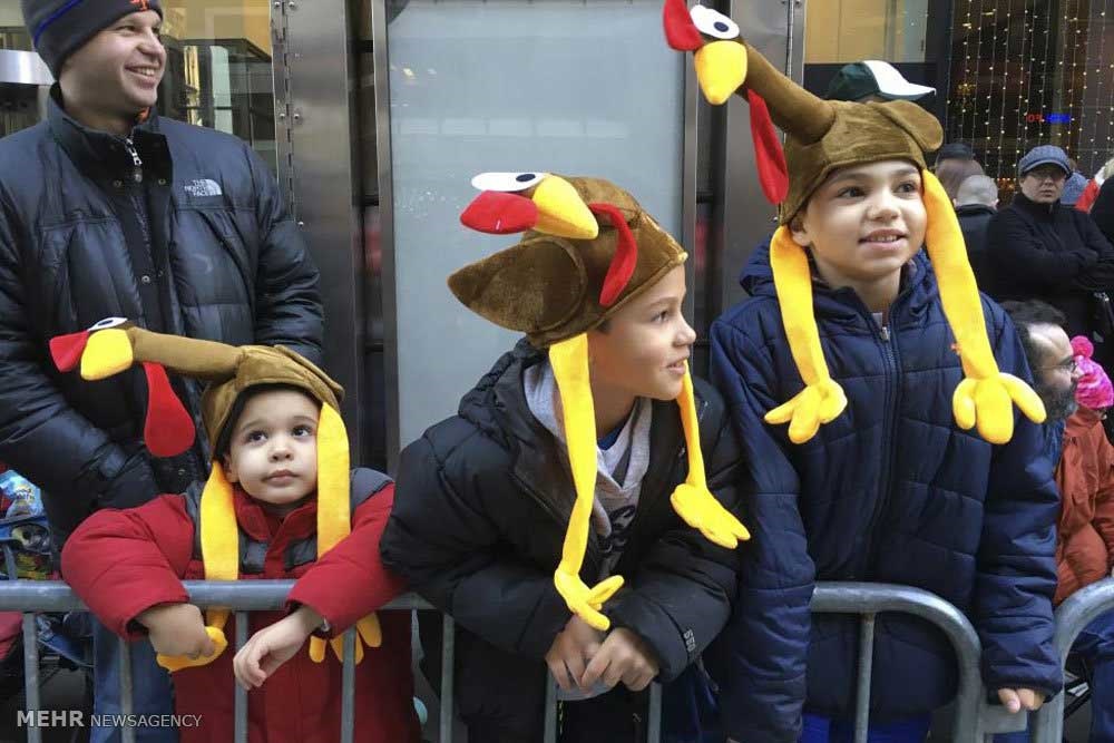 رژه عروسک های بادکنکی در نیویورک