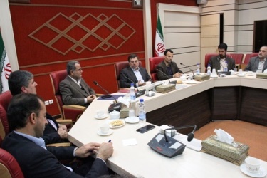  استاندار خواستار شد: دانشگاه بین المللی امام خمینی(ره) نقش خود را در اقتصاد دانش بنیان ایفا کند