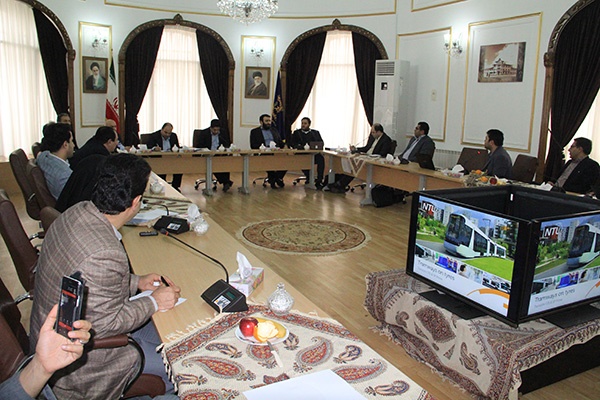 نشست شهردار رشت با سرمایه گذار خارجی در خصوص سیستم حمل و نقل ریلی درون شهری نشست شهردار رشت با سرمایه گذار خارجی در خصوص سیستم حمل و نقل ریلی درون شهری