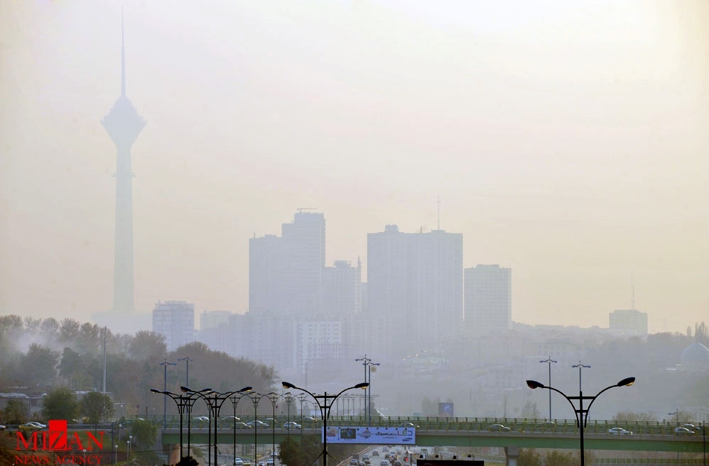استاندار تهران:آلودگی هوا کاهش یافته/ کمیته اضطرار در صورت بهبود نیافتن کیفیت هوا، امروز تشکیل می‌شود