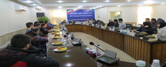 نشست صمیمی استاندار البرز با موفق ترین مدال آوران استان