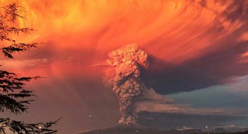 خشم طبیعت در سال 2015/تصاویر مهمترین حوادث طبیعی سال