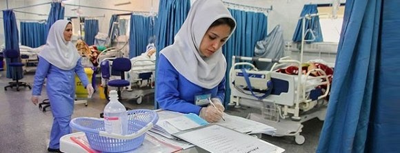 پرستاران آتیه مطمئن می‌خواهند. کمبود 300 پرستار در استان زنجان